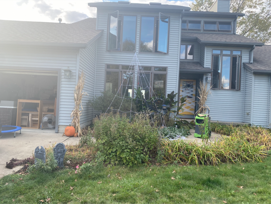 Kira McGirr, OC ’06, went all out with her family’s Halloween decorations this year, creating a spooky tableau for the whole neighborhood to enjoy. 